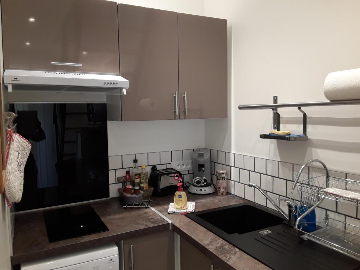 Apartamento Yofanto Sénas Exterior foto